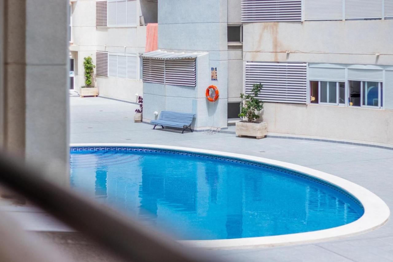 Albamar Apartamento 6 Personas Con Parking Cerca De La Playa 칼페 외부 사진